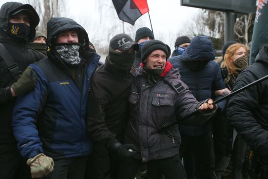 Акция националистов в Киеве с требованием закрытия телеканала "Наш"