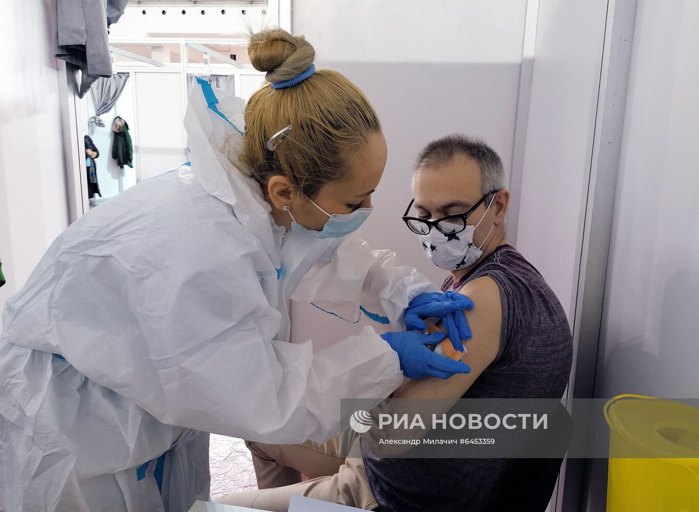Вакцинация российским препаратом Sputnik V в Сербии