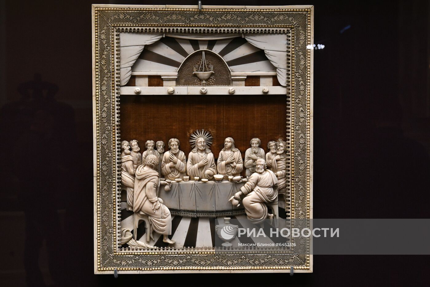 Выставка "Русская резная кость XVIII XIX веков" в Оружейной палате