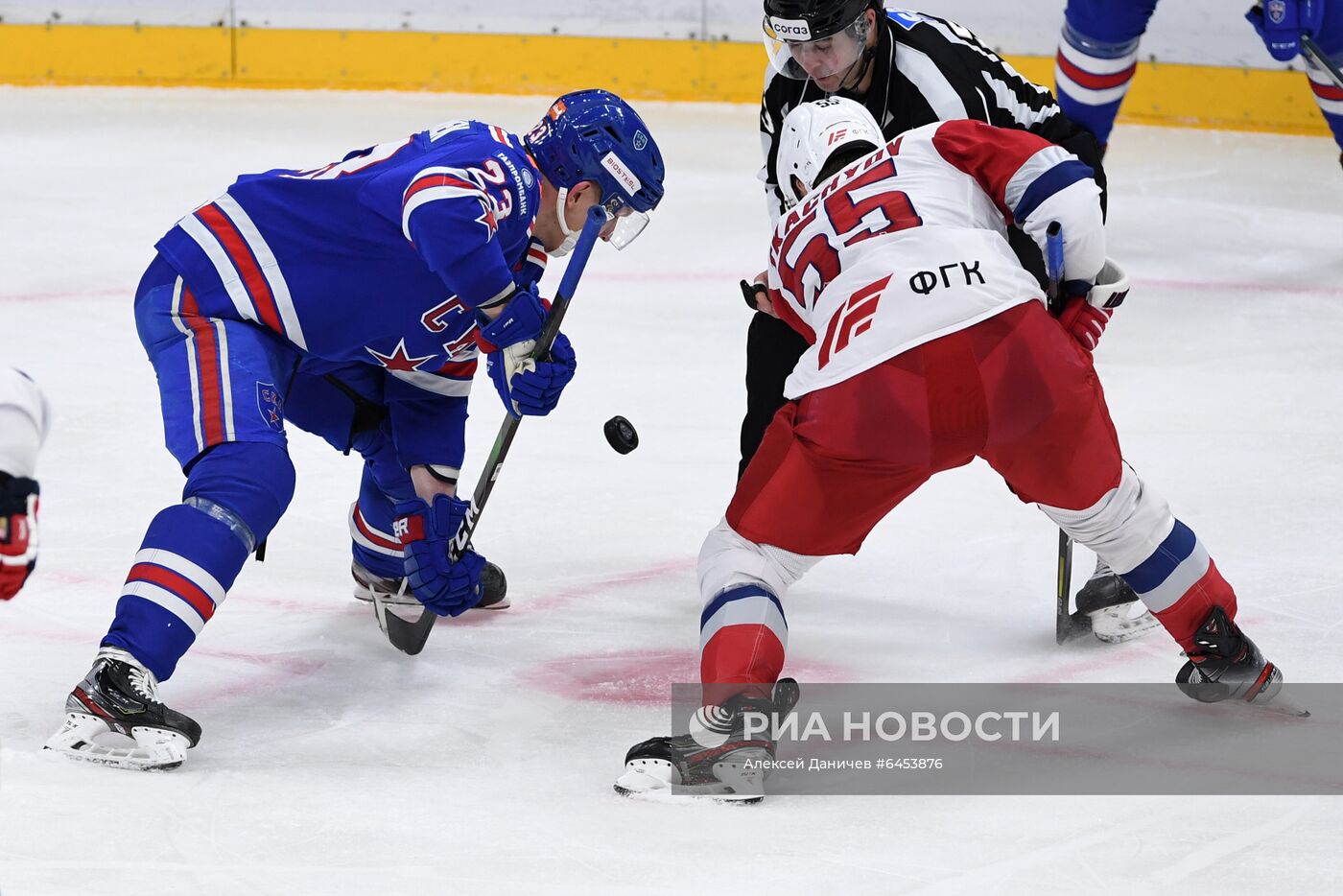 Хоккей. КХЛ. Матч СКА – "Локомотив"