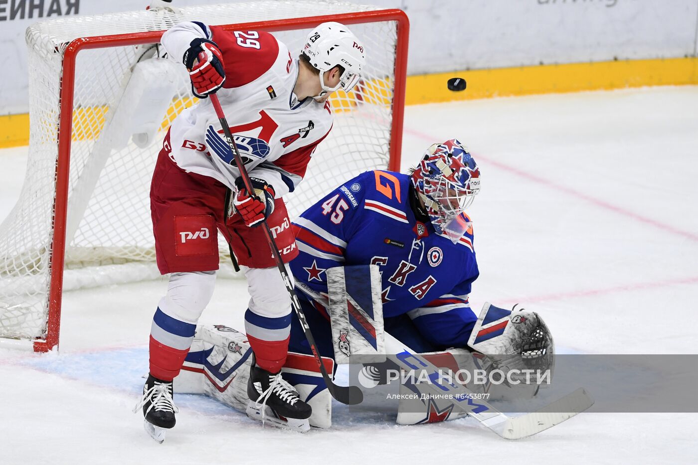 Хоккей. КХЛ. Матч СКА – "Локомотив"