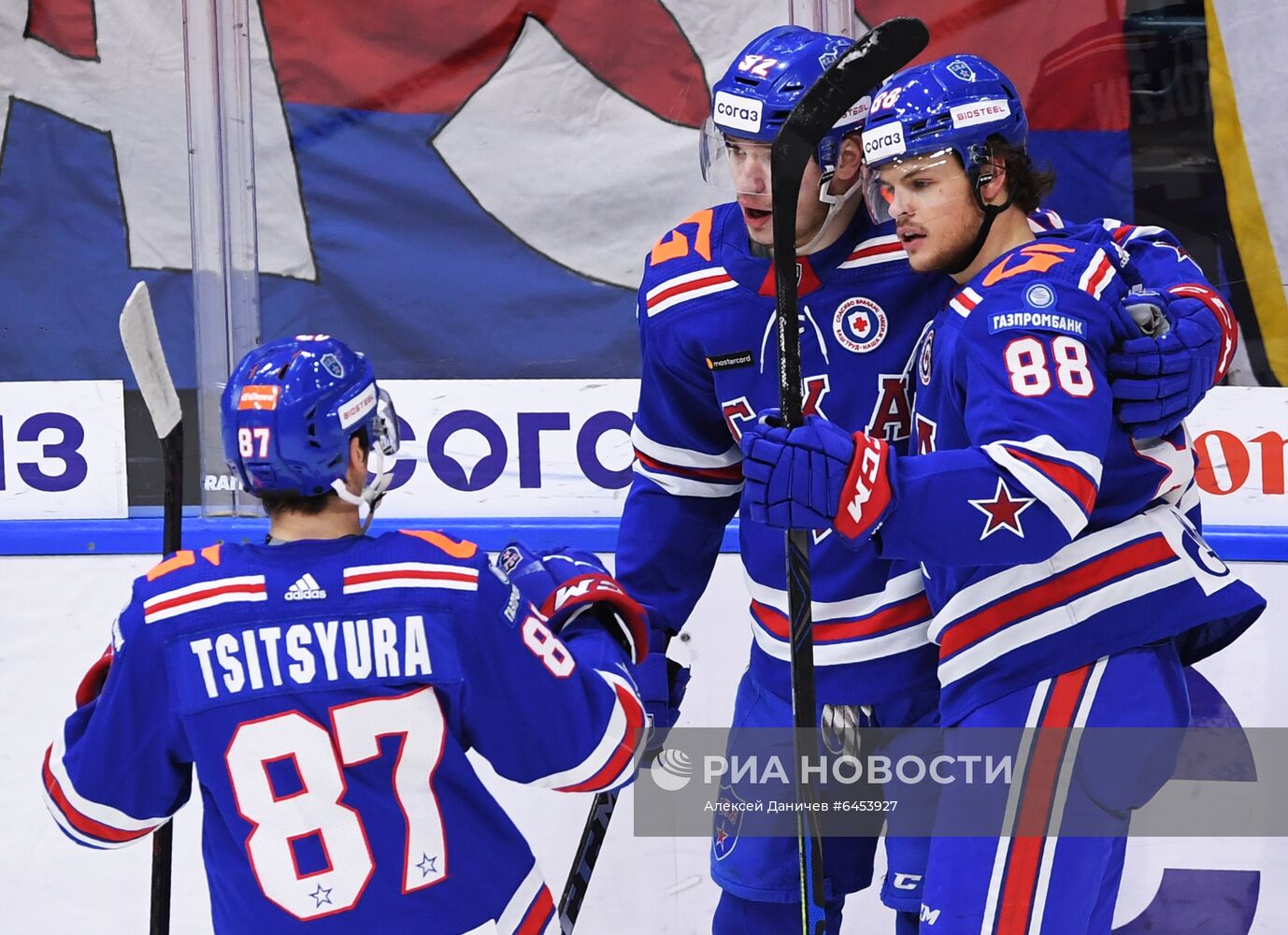 Хоккей. КХЛ. Матч СКА – "Локомотив"