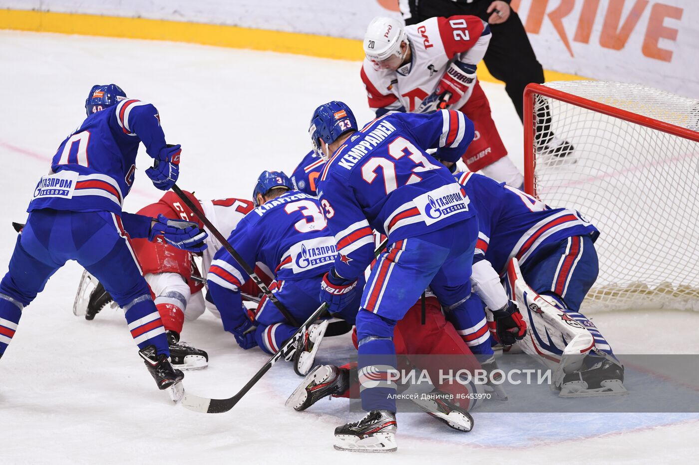 Хоккей. КХЛ. Матч СКА – "Локомотив"
