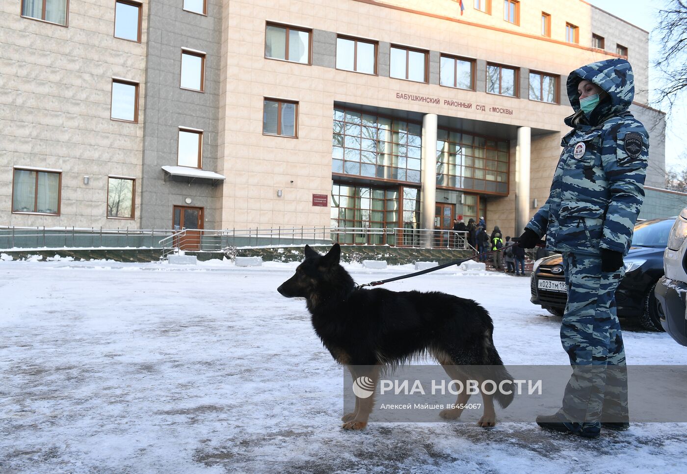 Заседание по делу А. Навального,  обвиняемого в клевете в отношении ветерана