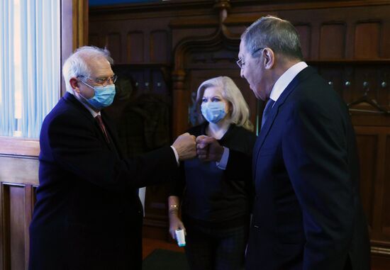 Встреча главы МИД РФ С. Лаврова и верховного представителя ЕС Ж. Борреля