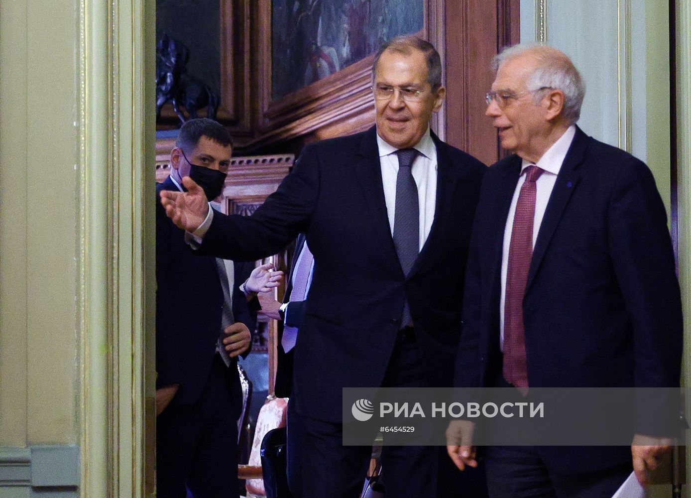Встреча главы МИД РФ С. Лаврова и верховного представителя ЕС Ж. Борреля
