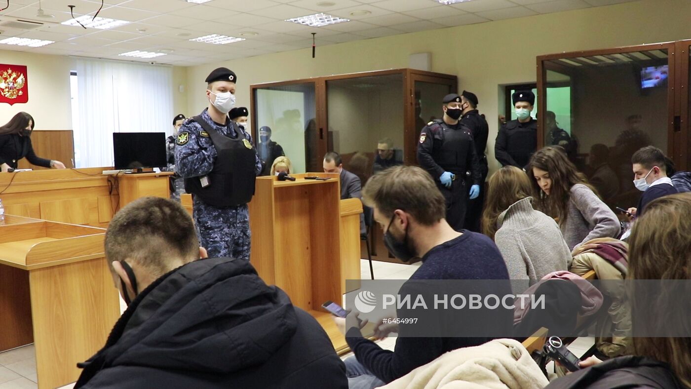 Заседание по делу А. Навального, обвиняемого в клевете в отношении ветерана