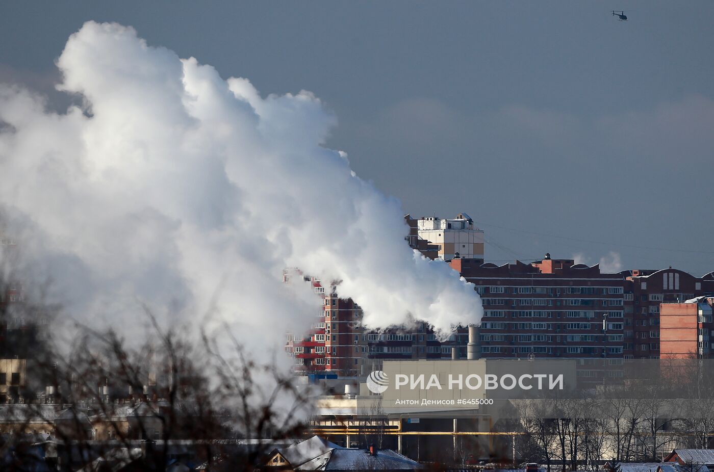 Городские службы приступили к повышению температуры в системе отопления из-за предстоящих морозов.