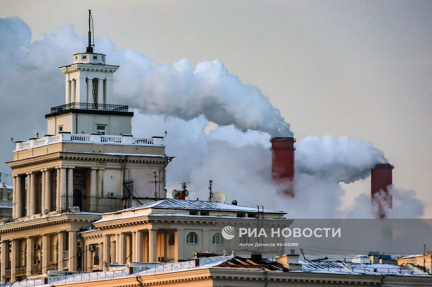 Городские службы приступили к повышению температуры в системе отопления из-за предстоящих морозов