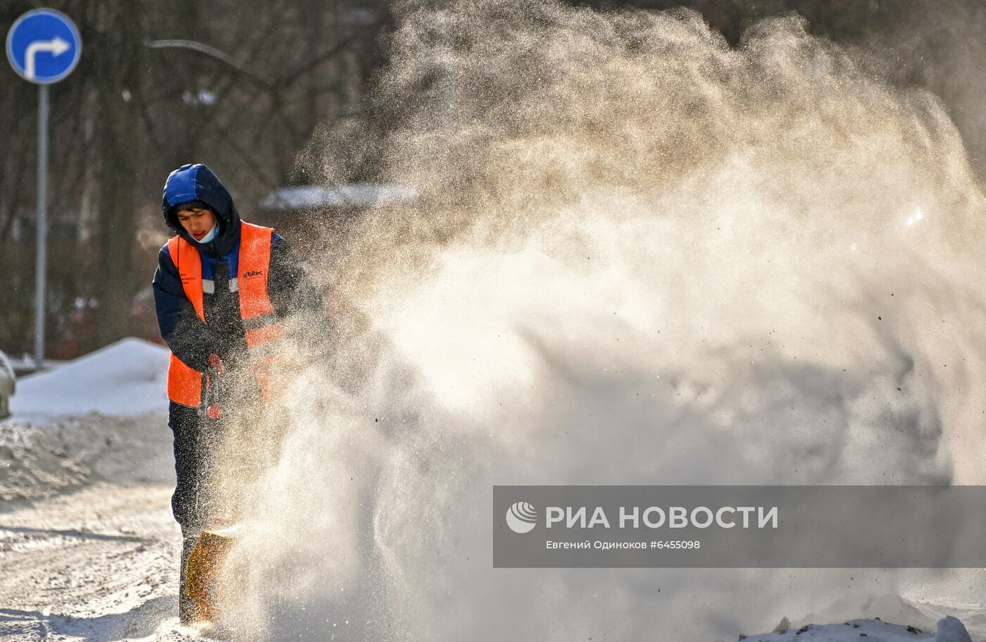 Уборка снега в Москве