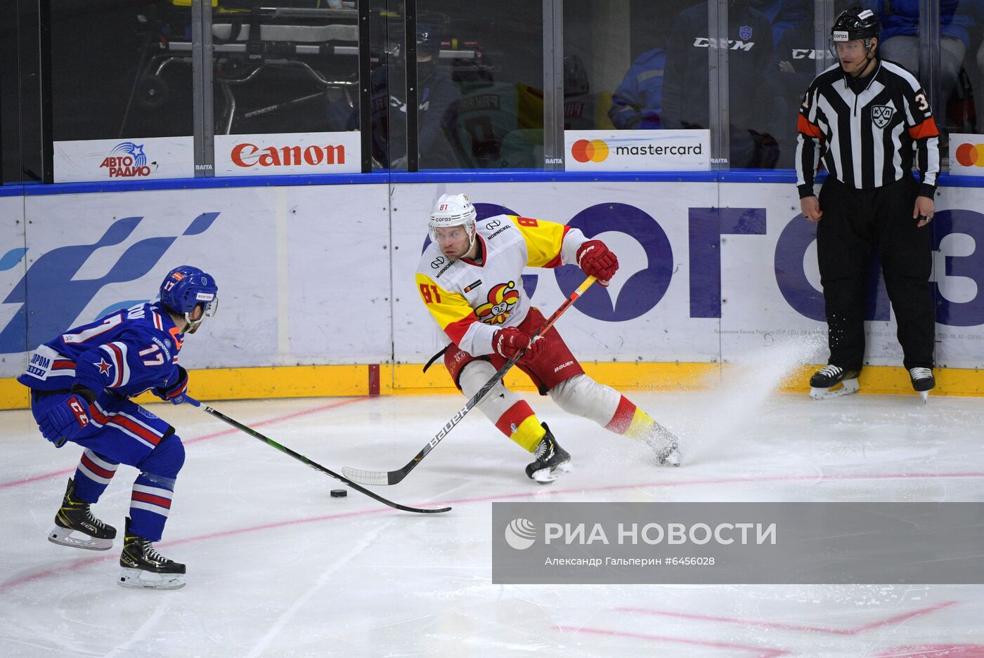 Хоккей. КХЛ. Матч СКА – "Йокерит"