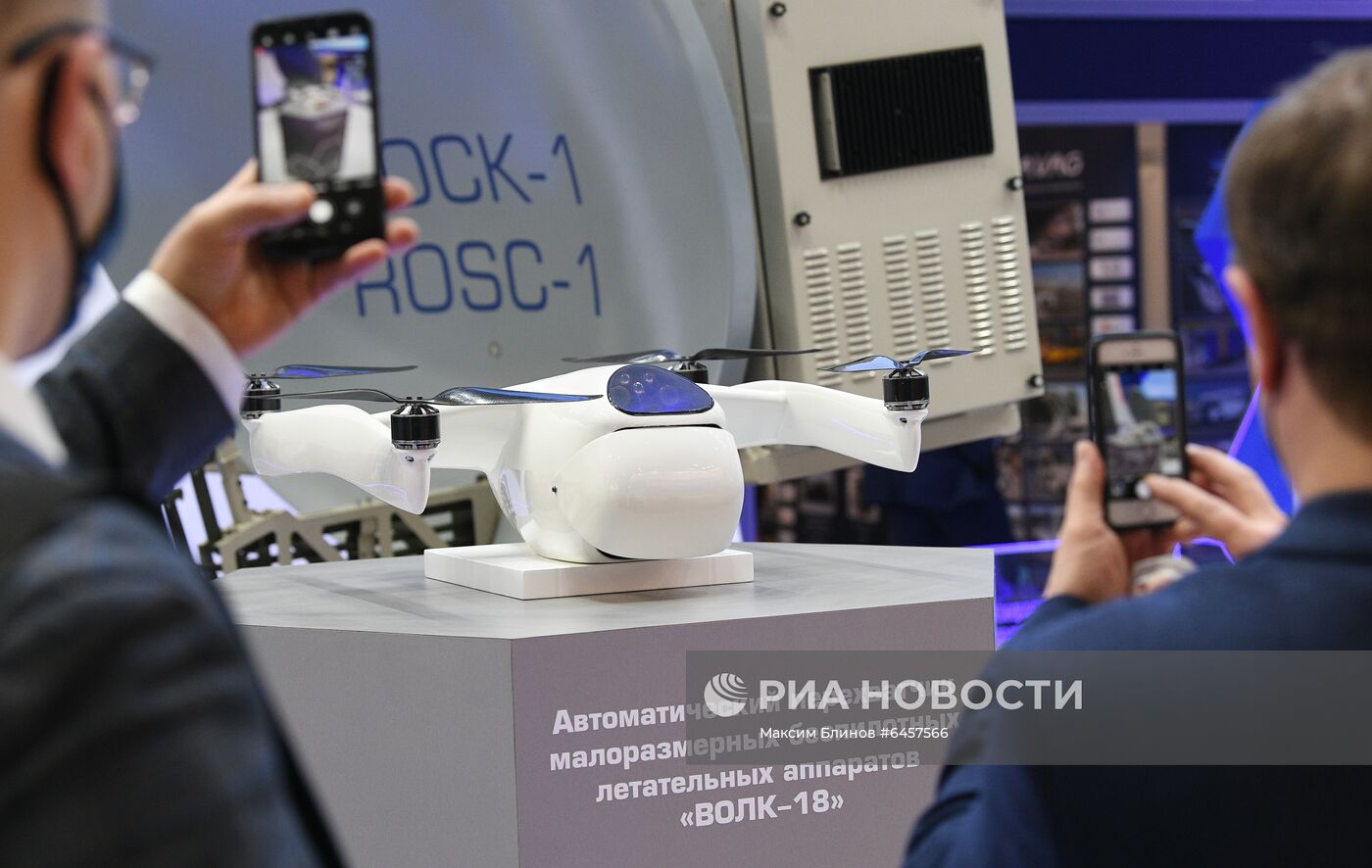Выставка гражданской авиации NAIS