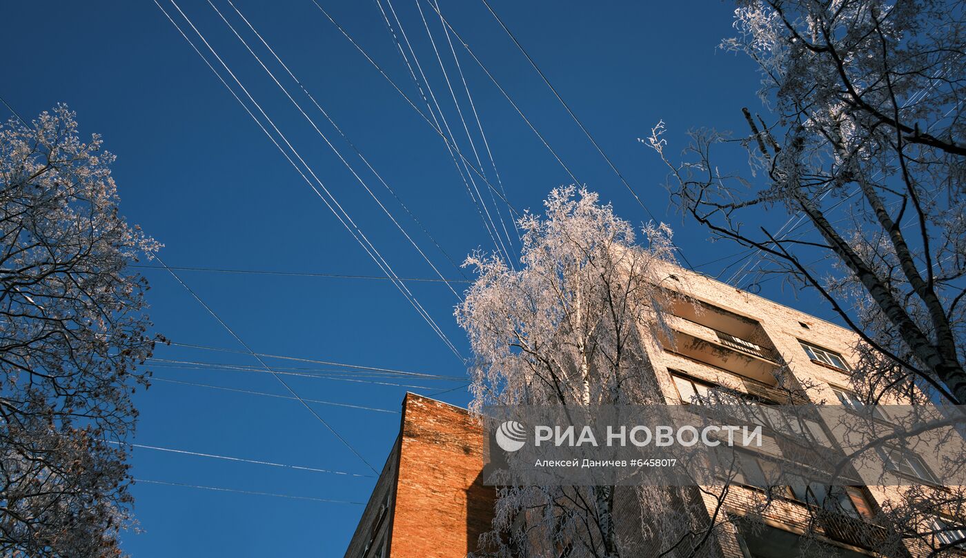 Зима в спальных районах Санкт-Петербурга