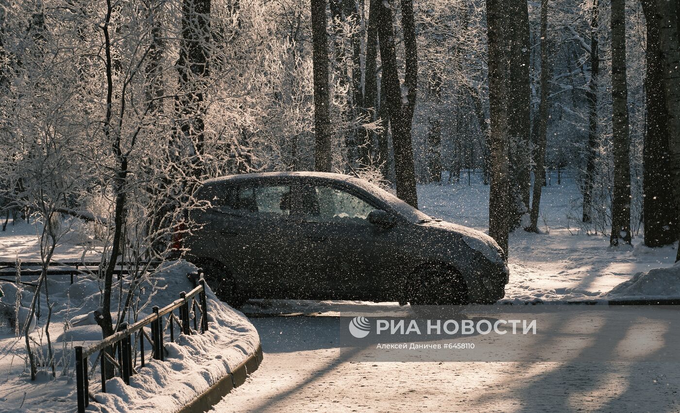 Зима в спальных районах Санкт-Петербурга