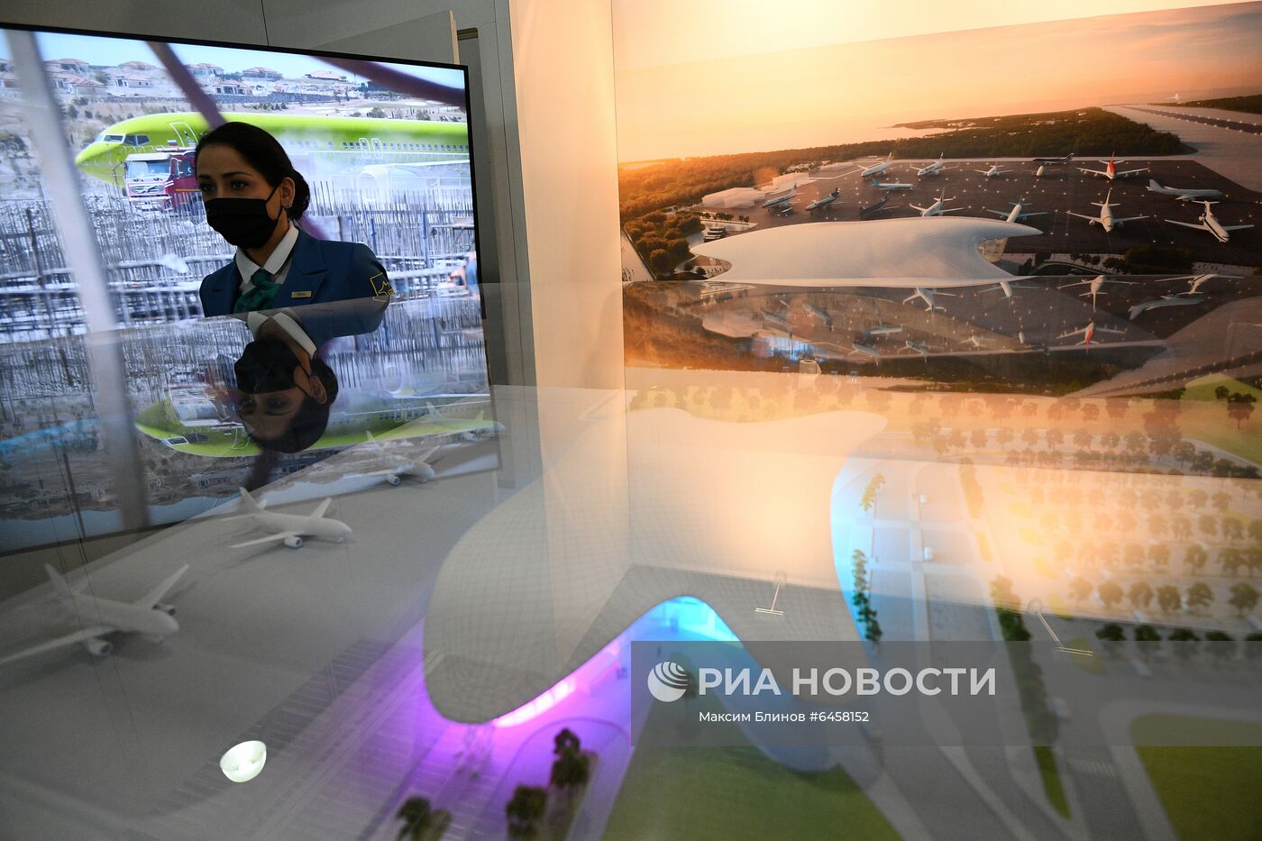 Выставка гражданской авиации NAIS