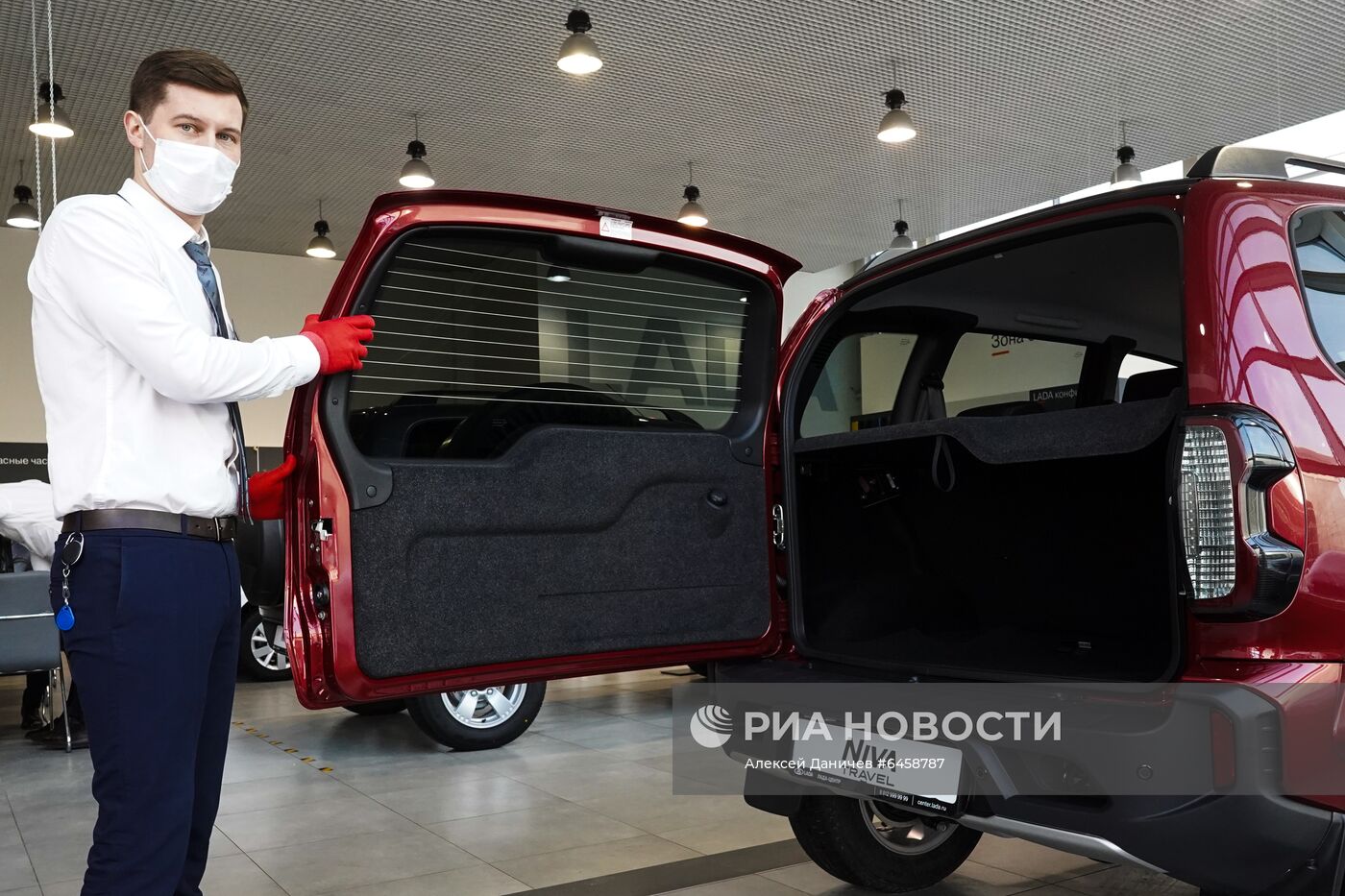 Старт продаж автомобиля LADA Niva Travel