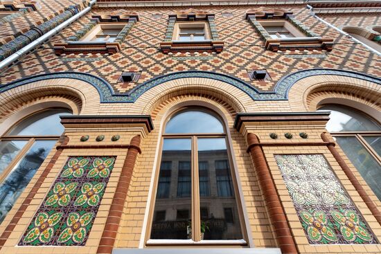 Мэр Москвы С. Собянин осмотрел итоги реставрации здания посольства Бразилии в Москве