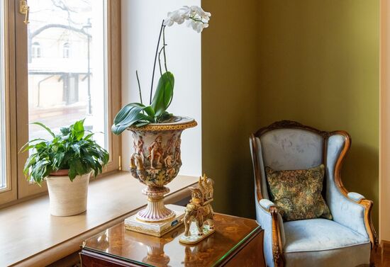 Мэр Москвы С. Собянин осмотрел итоги реставрации здания посольства Бразилии в Москве