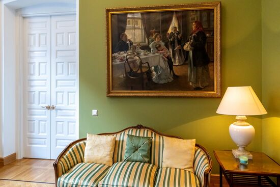 Мэр Москвы С. Собянин осмотрел итоги реставрации здания посольства Бразилии в Москве