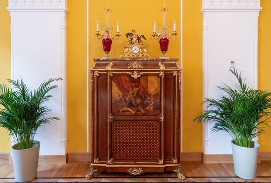 Мэр Москвы С. Собянин осмотрел итоги реставрации здания посольства Бразилии в Москве