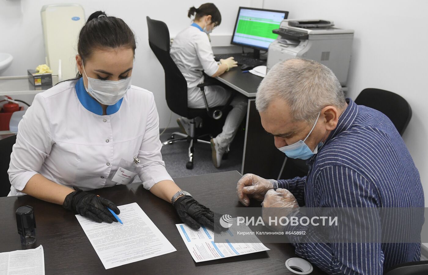 Пункт вакцинации от коронавируса в ТРЦ "Щелковский"