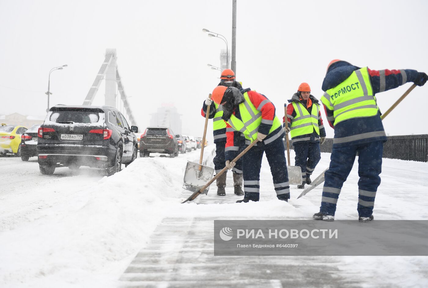 Снегопад в Москве 