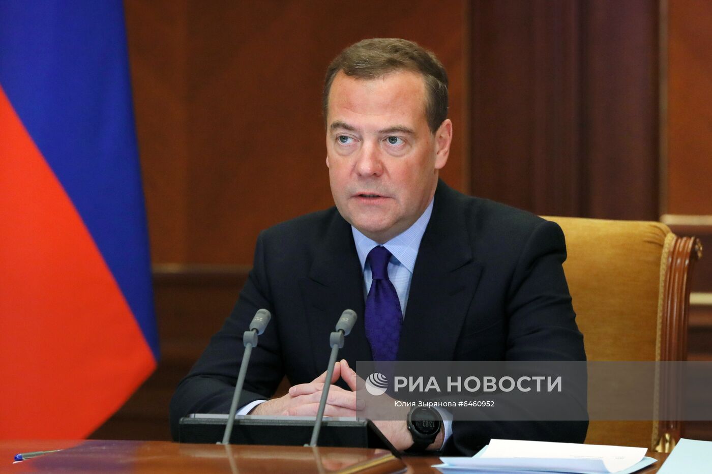 Зампредседателя Совета безопасности РФ Д. Медведев провел заседание межведомственной комиссии Совбеза РФ