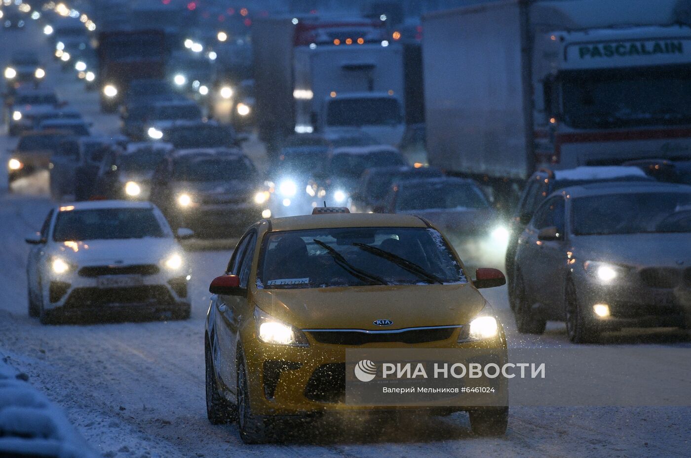 Снегопад в Москве