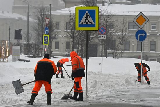 Снегопад в Москве 