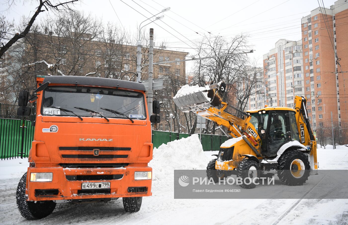 Снегопад в Москве 