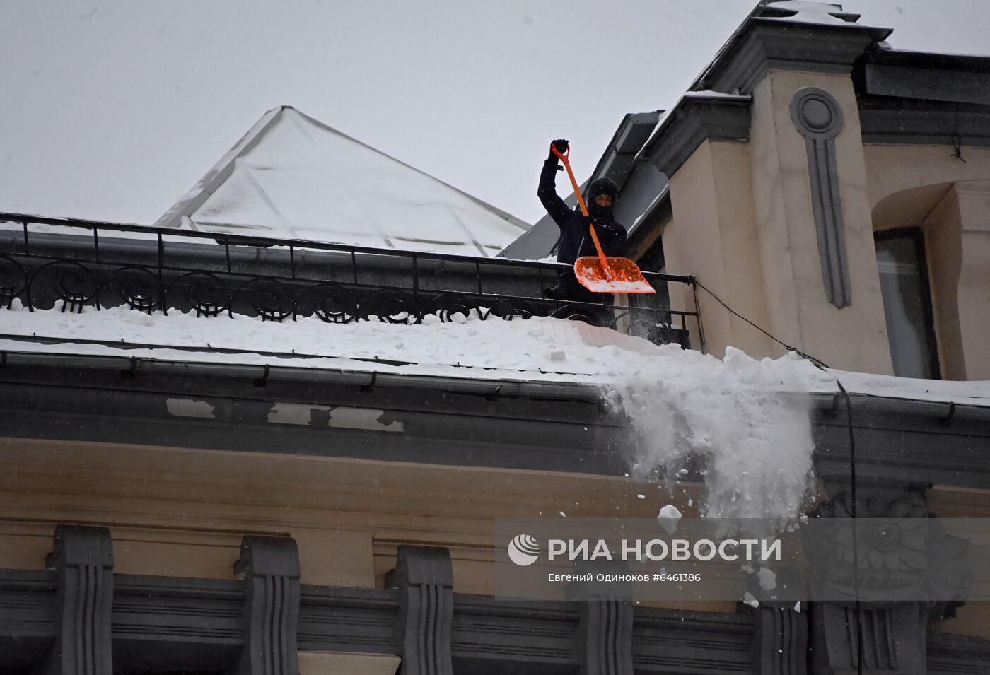 Снегопад в Москве