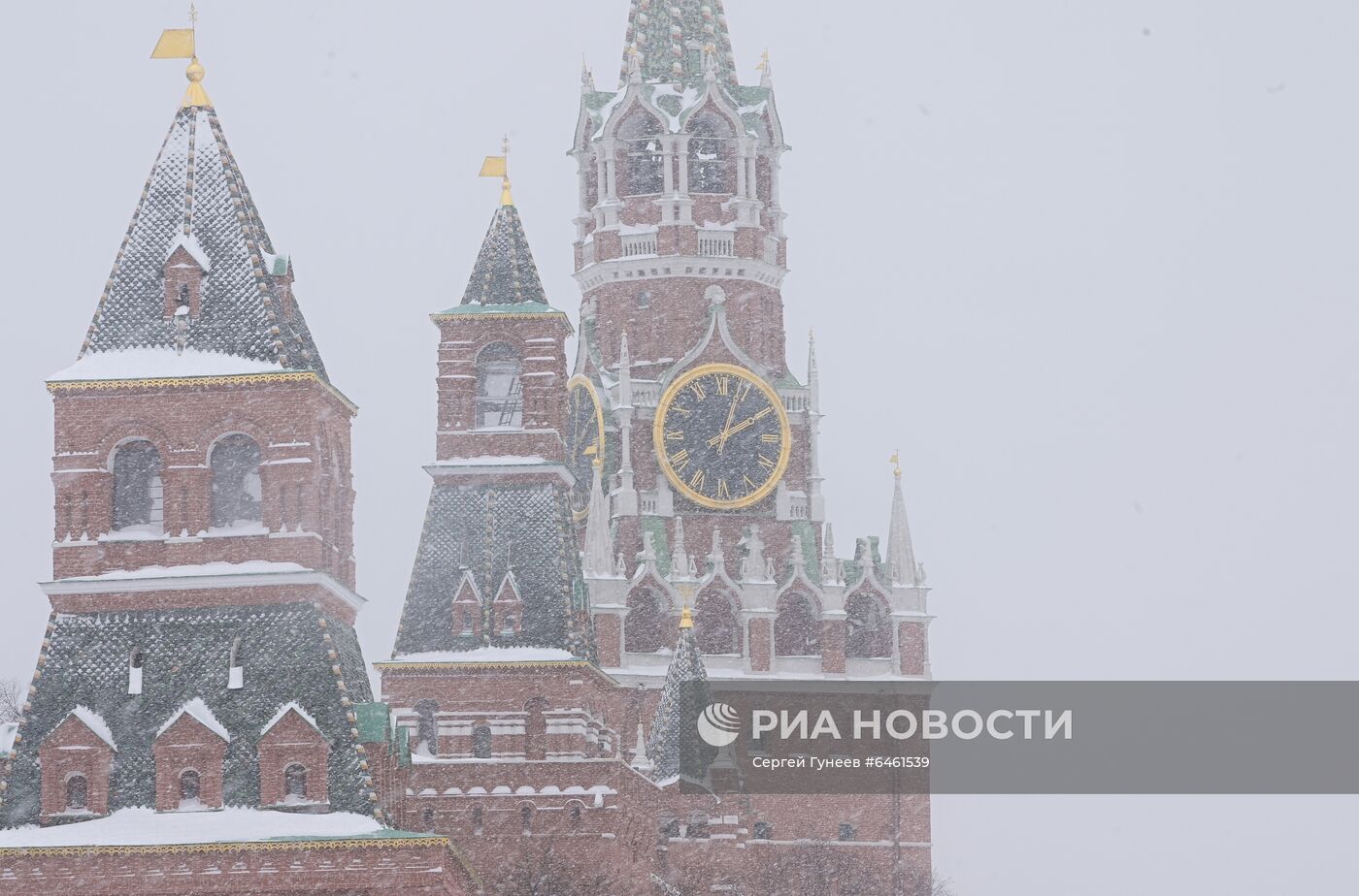 Снегопад в Москве