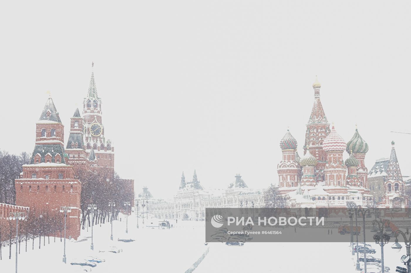 Снегопад в Москве