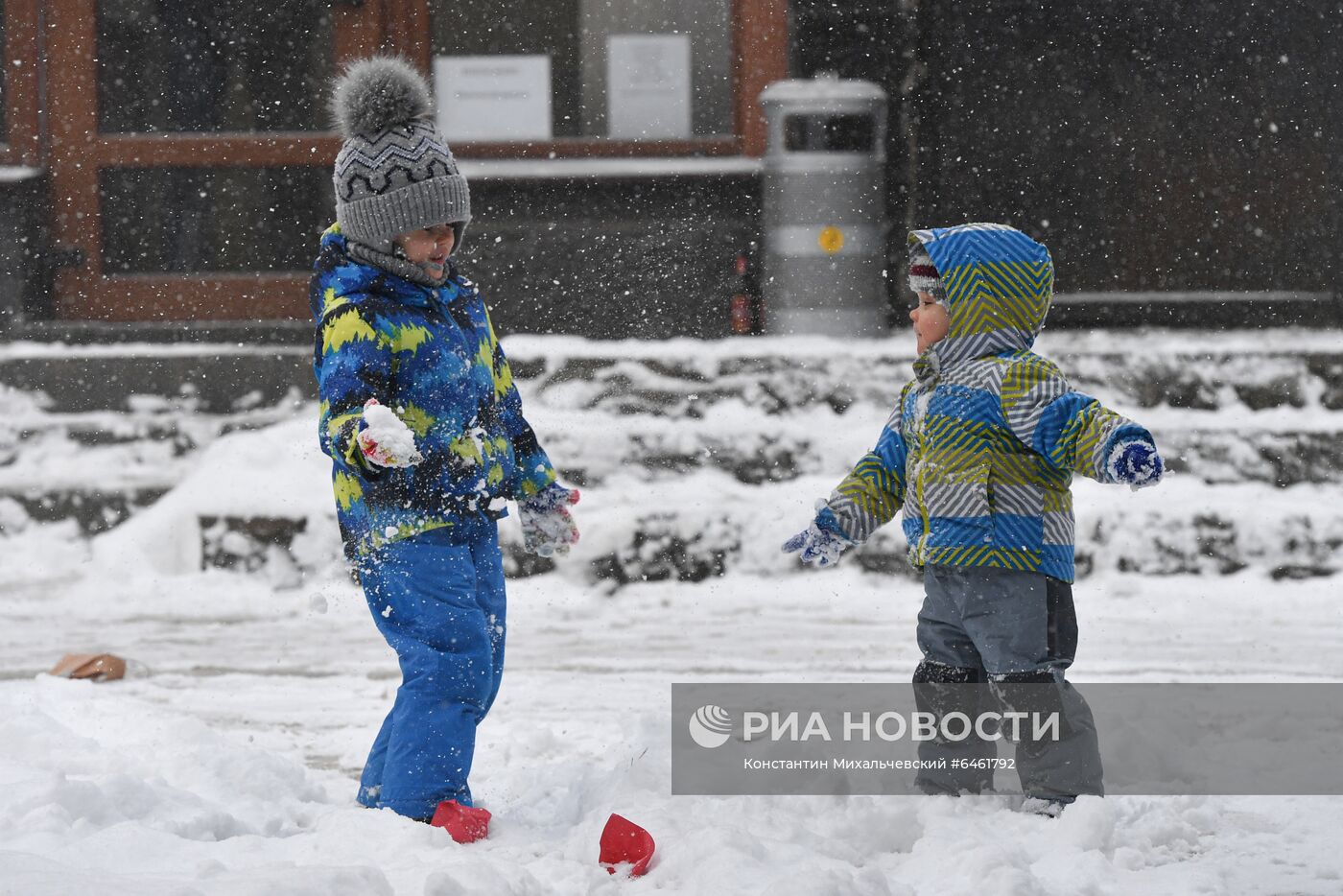 Сильный снегопад в Крыму