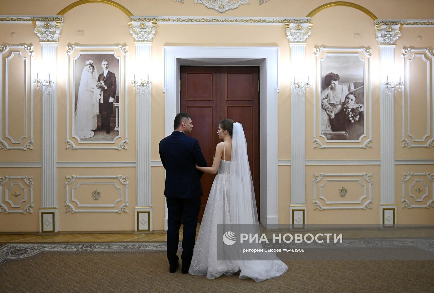 Празднование Дня всех влюбленных в Москве