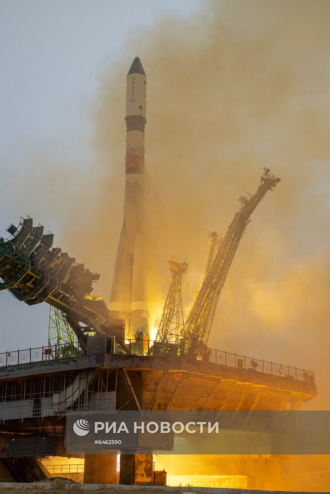 Запуск РН "Союз-2-1а" с грузовым кораблем "Прогресс МС-16" с космодрома Байконур