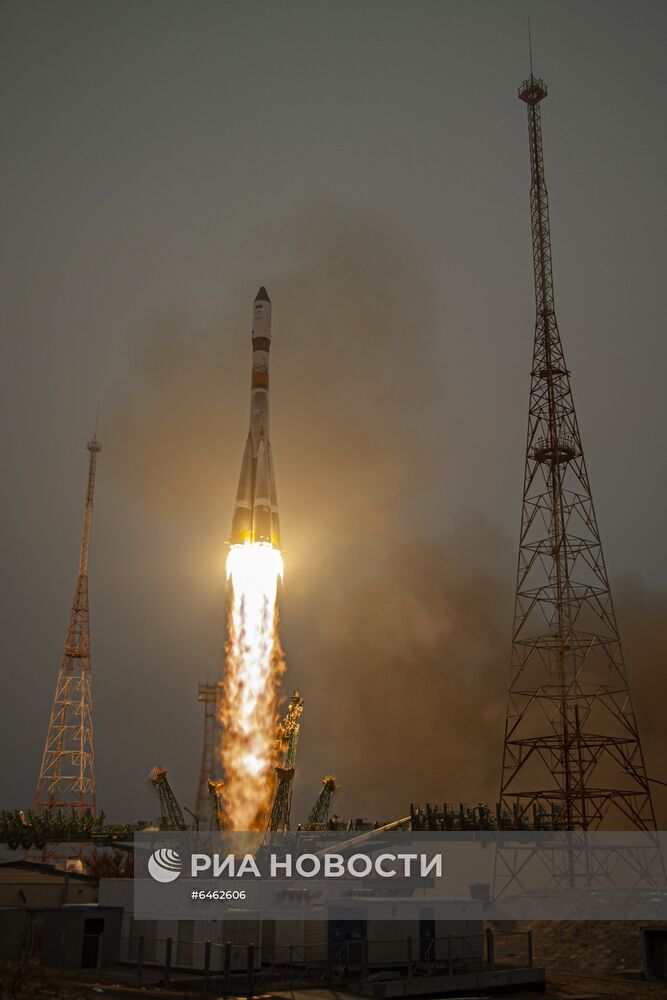 Запуск РН "Союз-2-1а" с грузовым кораблем "Прогресс МС-16" с космодрома Байконур