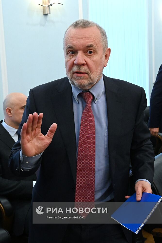 Представление А. Кигима на должность главы ПФР