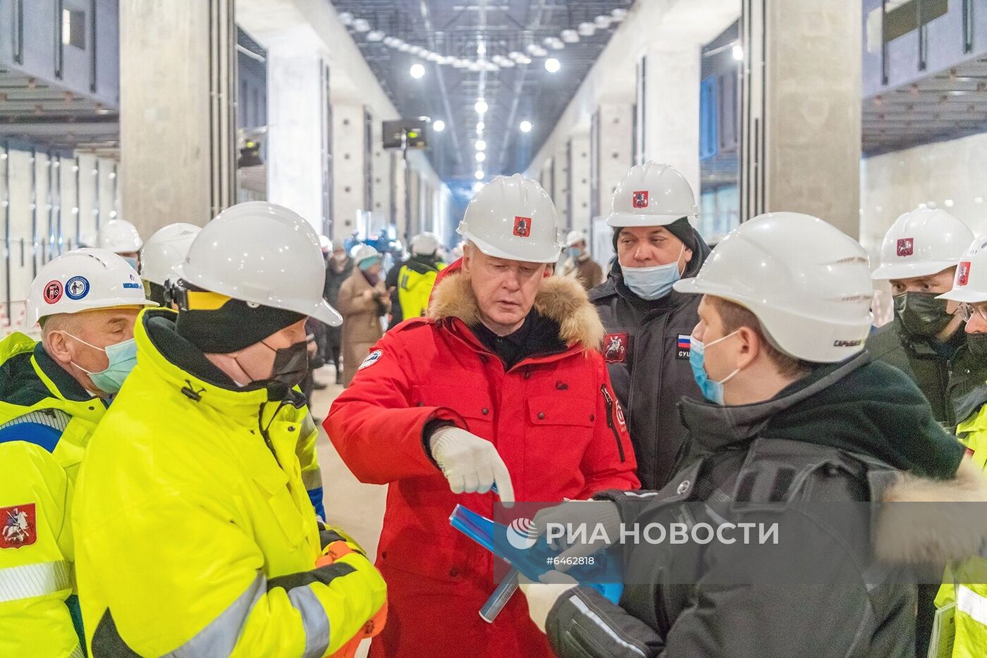 Мэр Москвы С. Собянин осмотрел строительство станции "Воронцовская" БКЛ