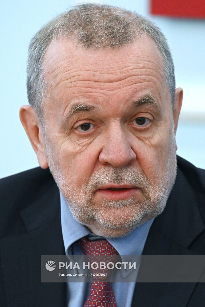 Представление А. Кигима на должность главы ПФР