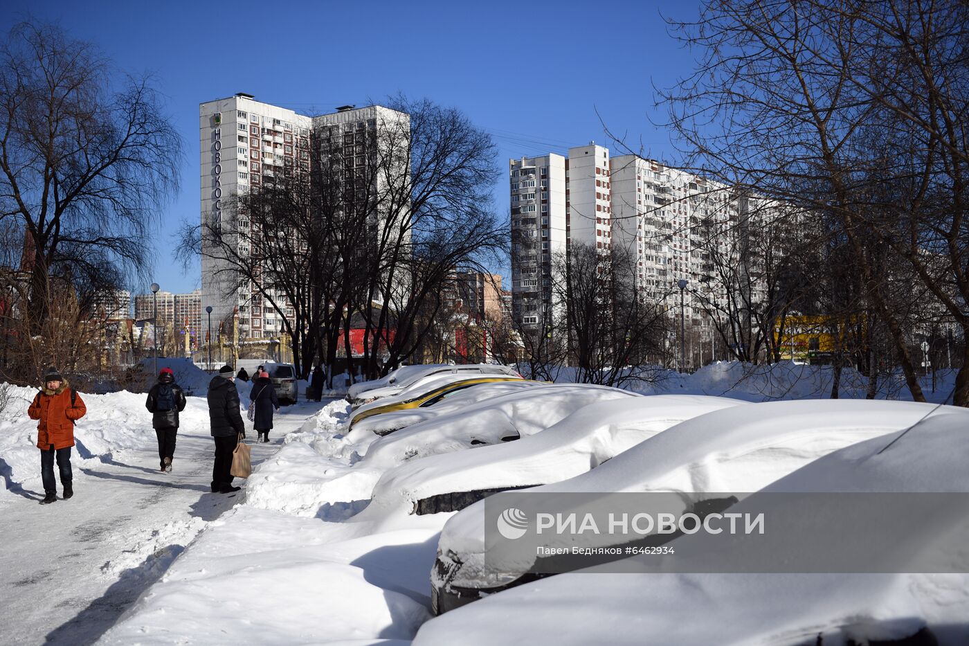 Последствия снегопада в Москве