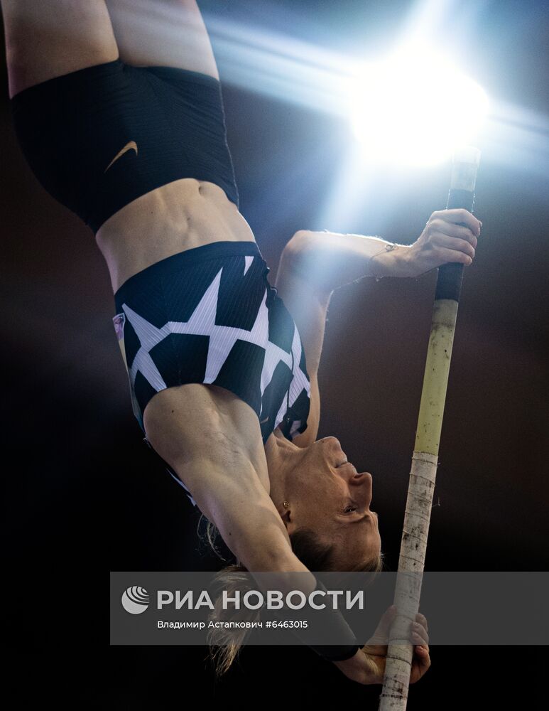 Легкая атлетика. Чемпионат России в помещении. Первый день