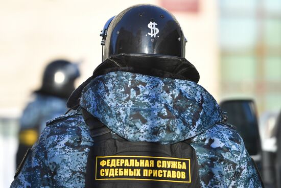 Заседание суда по делу А. Навального, обвиняемого в клевете в отношении ветерана