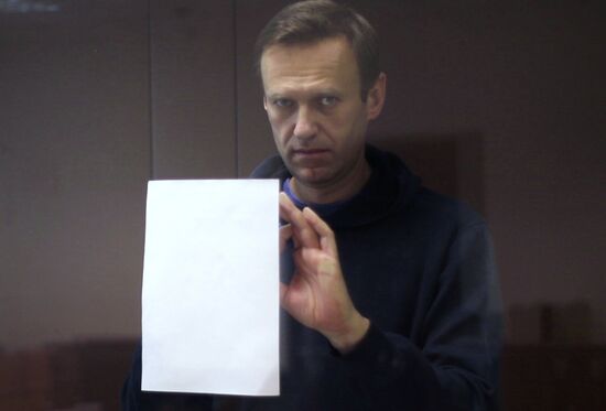 Заседание суда по делу А. Навального, обвиняемого в клевете в отношении ветерана