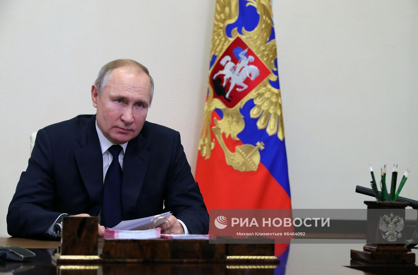 Президент РФ В. Путин провел встречу с руководителями фракций Госдумы РФ