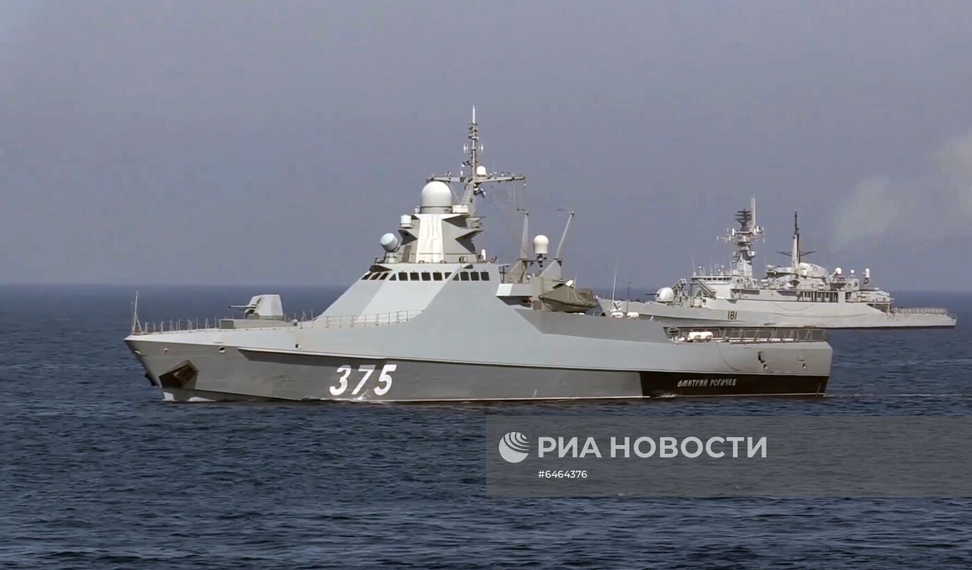 Военно-морские учения AMAN 2021 в Аравийском море