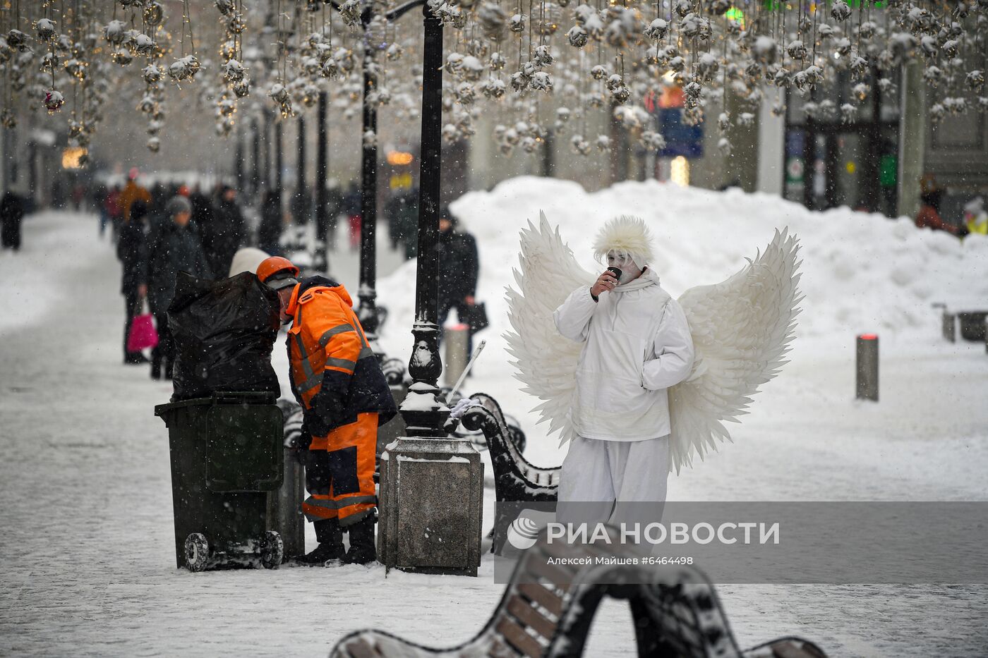 Последствия снегопада в Москве