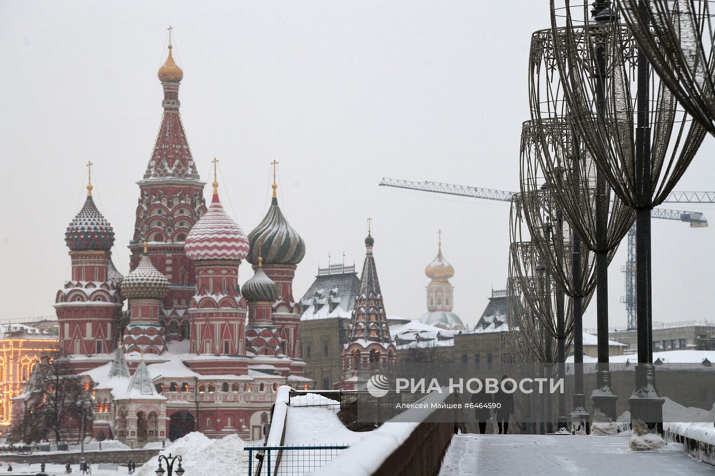 Последствия снегопада в Москве