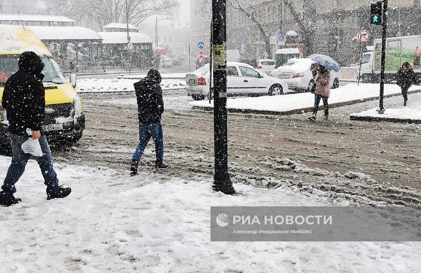 Последствия снегопада в Тбилиси