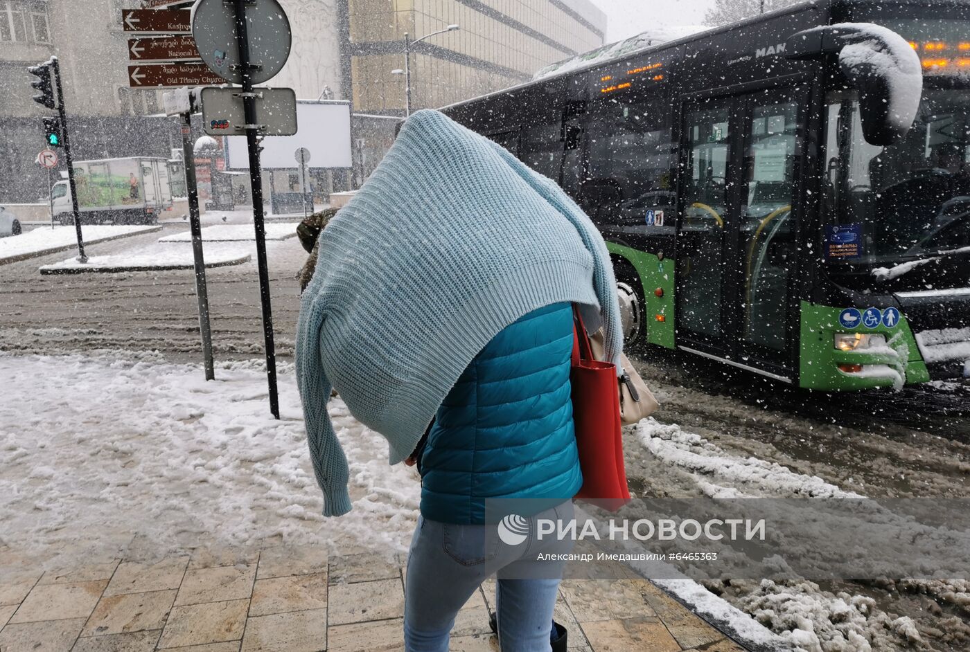 Последствия снегопада в Тбилиси